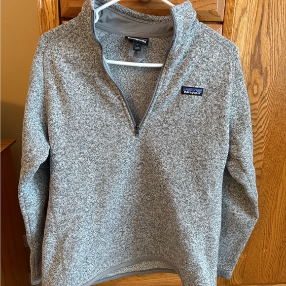 Like New/EUC Patagonia Heathered Gray Better Sweater - Picture 3 of 5